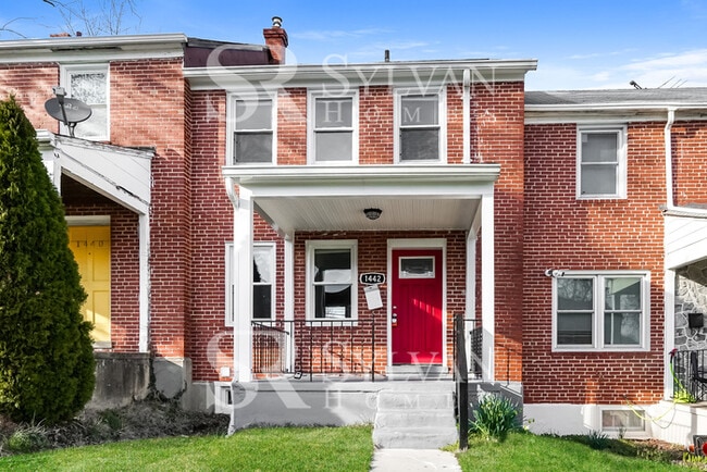 Building Photo - Enjoy living the good life in this 3 bedro... Rental