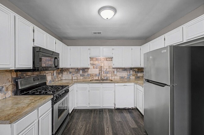 Photo - Serene Waterfront Living