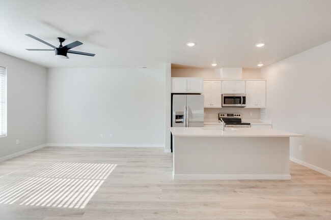 Photo - Baraya Townhomes: Modern Townhomes for Rent in Meridian, ID