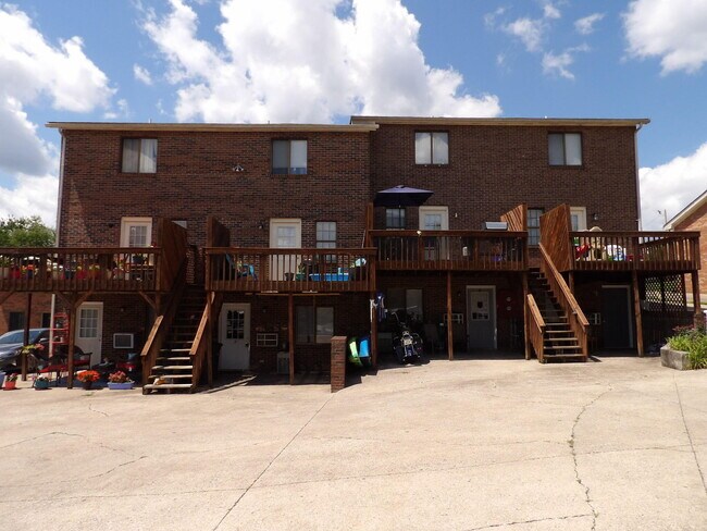 Photo - 65 Ashwood Ct Unit 8