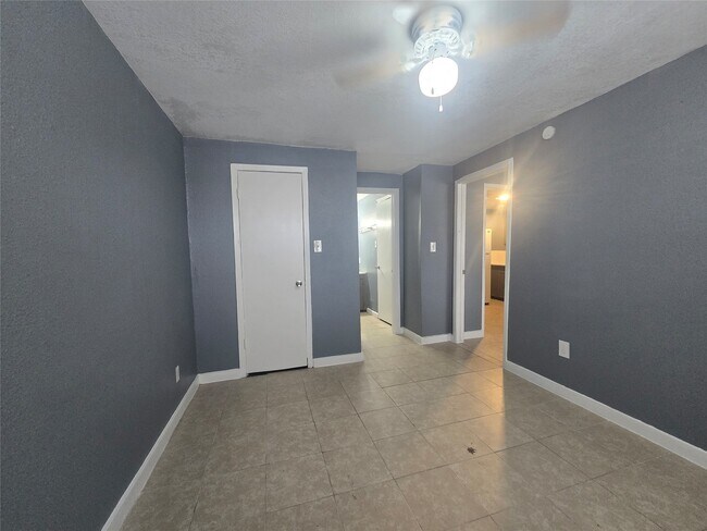 Photo - 4902 FM1765 Unit b