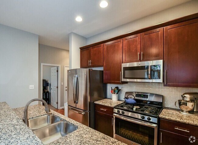 Building Photo - 1464 W Grace St Unit 2F Rental