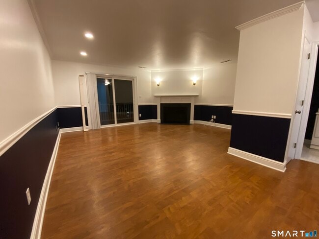 Photo - 71 Aiken St Unit J2