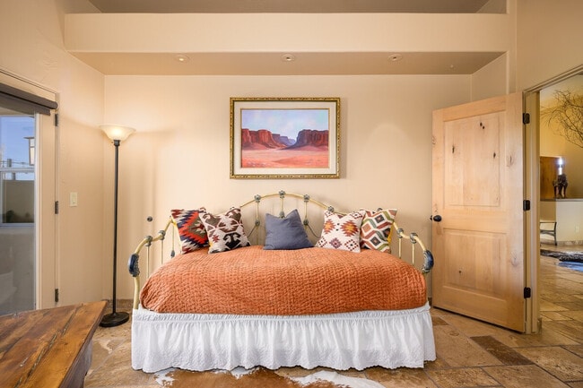 Photo - 45607 N 12th St Unidad ID1255472P