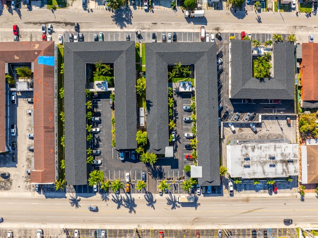 Photo - 1310 W 29th St Unit 28