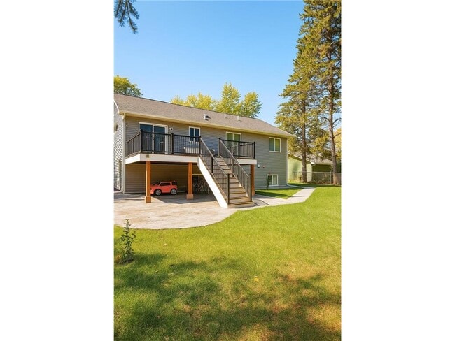 Photo - 18150 County St