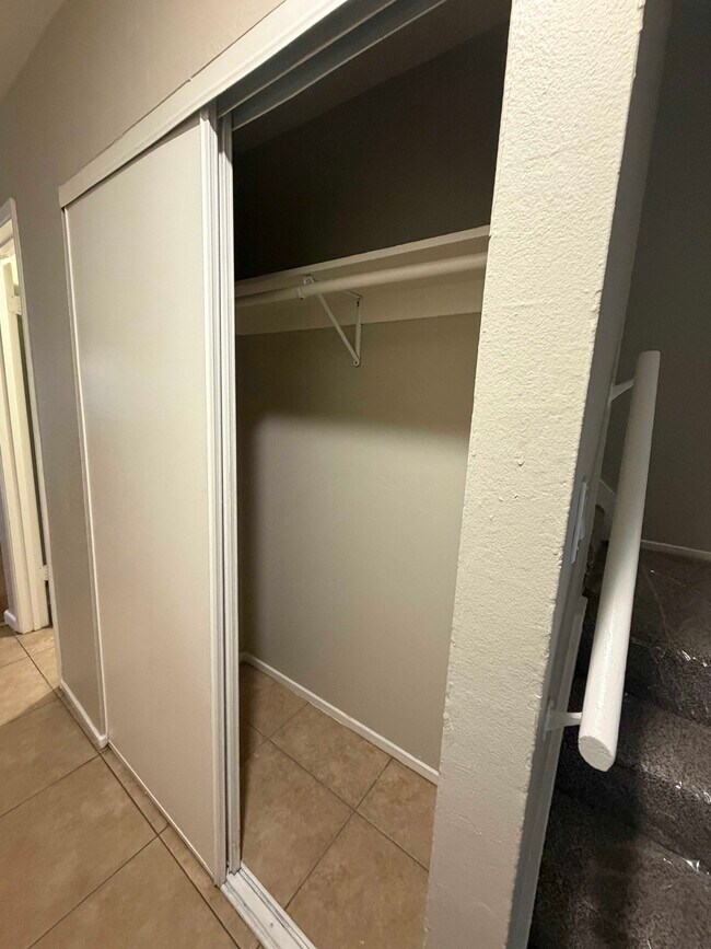 Photo - 2124 90th Ave