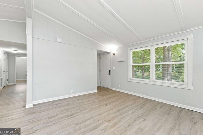 Photo - 508 Landers St