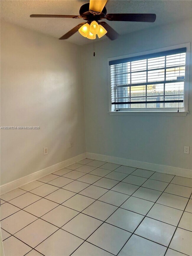 Photo - 19436 NW 53rd Pl