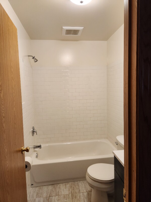 Photo - 1086 Como Pl Unit STUDIO