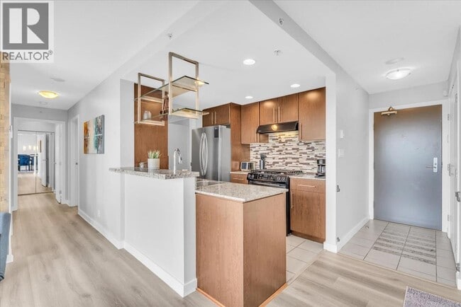 583 Beach Crescent Unit 705