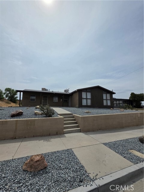 Photo - 600 W Buena Vista St