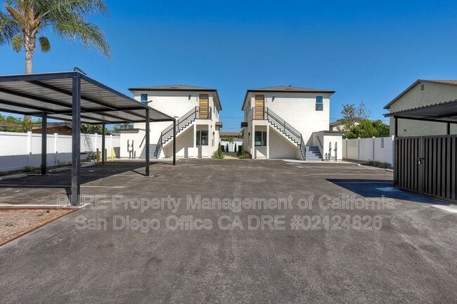 Photo - 630 N Juniper St