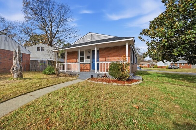 Photo - Three Bedroom House