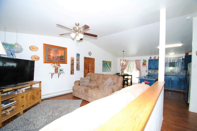 Photo - 3 Bed / 2 Bath / 2 Car Garage Ranch Style Home