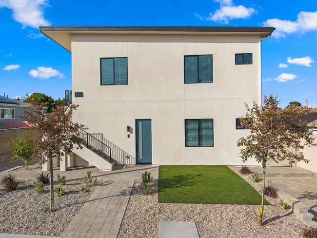 6944 Glidden St Unit 6944- 202