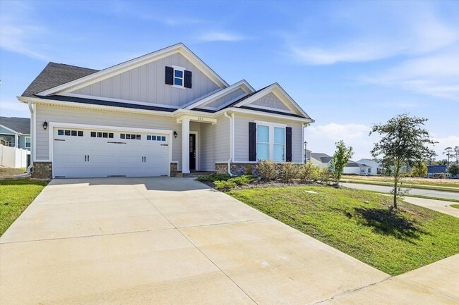 Photo - 201 Ursaline St