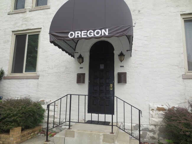 Building Photo - 1114 Oregon Ave