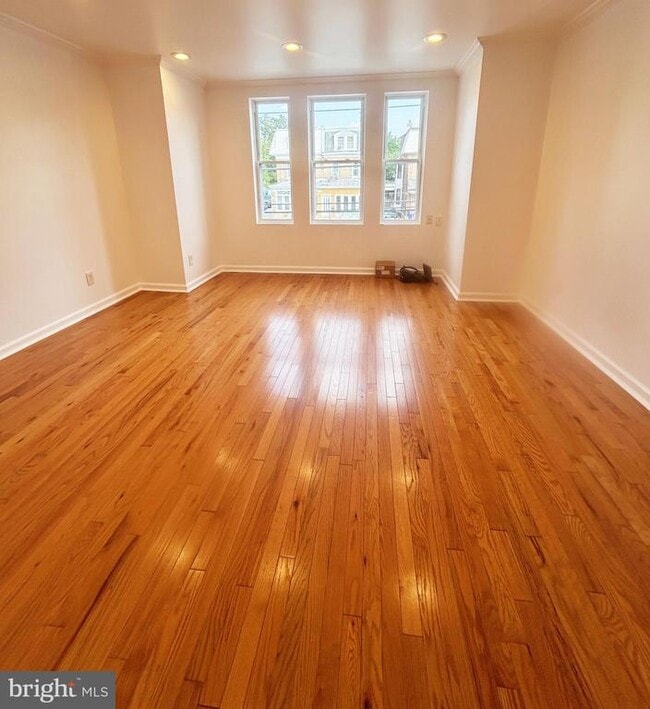 Photo - 7053 Paschall Ave