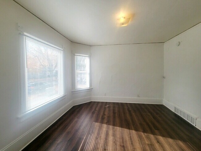 1 bedroom, 1 bath