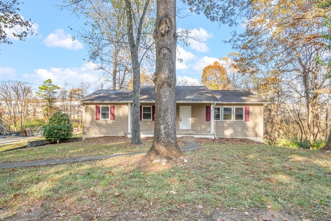 Photo - 324 Oran Rd