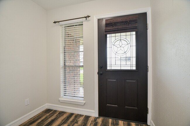 Photo - 13910 Bonnercrest Dr