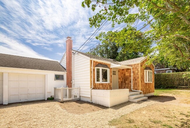 Photo - 15 Indian Hill Rd