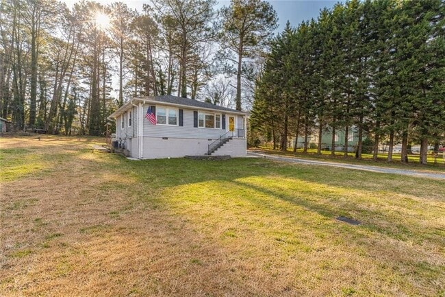 Building Photo - 610 Wilshire Ave