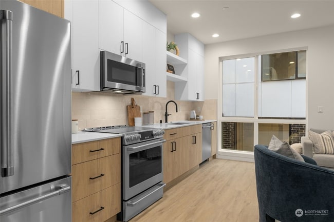 Photo - 1120 13th Ave