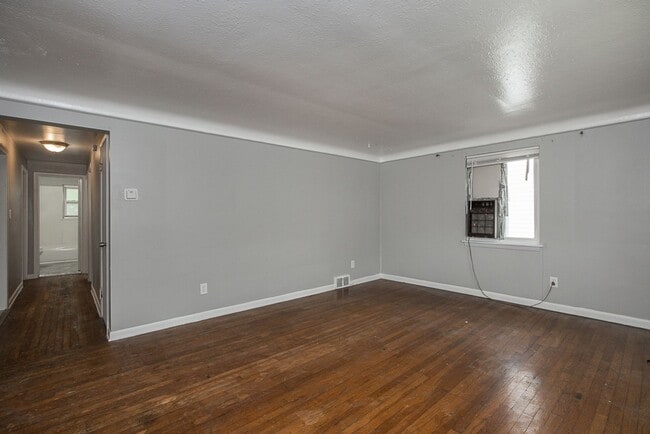 Photo - 14625 Milverton Rd Unit 14625 Milverton Rd UP_