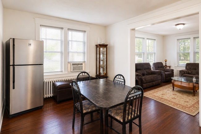 Photo - 706 Hoffman Ave
