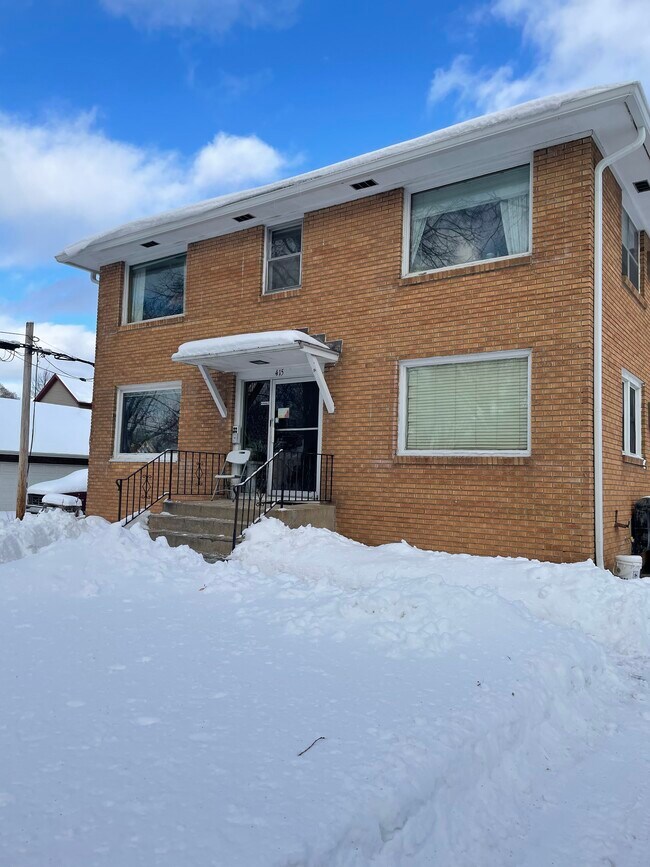 Photo - 415 Algoma St Unit 2