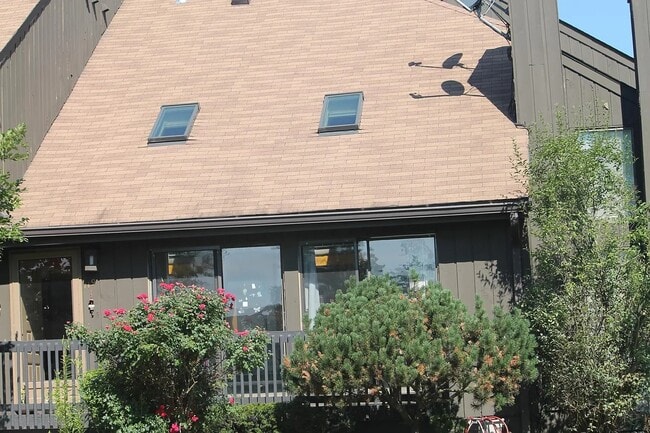 Photo - 119 Westgate Dr