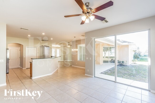 Photo - 2081 Nuremberg Blvd