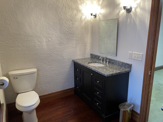 Photo - 204 E 3rd St