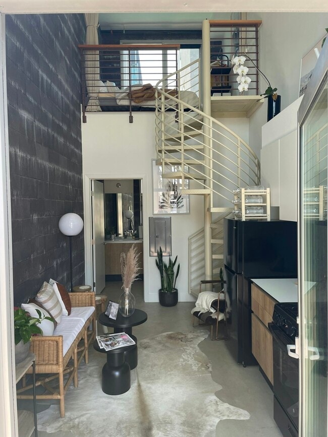 Building Photo - 3586 Adams Ave Unit 02