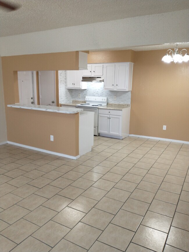 Photo - 2819 Cottonwood Ln