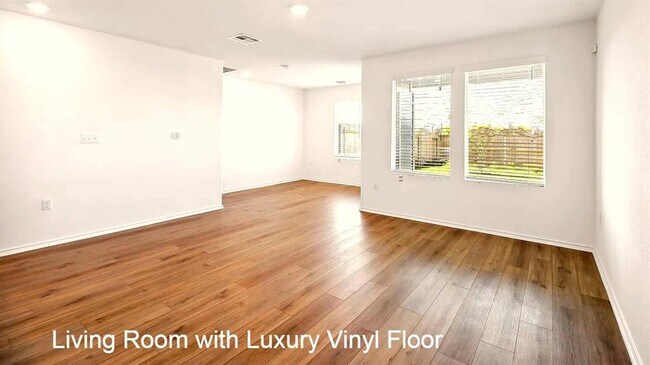 Photo - 7108 Spotted Leaf Wy