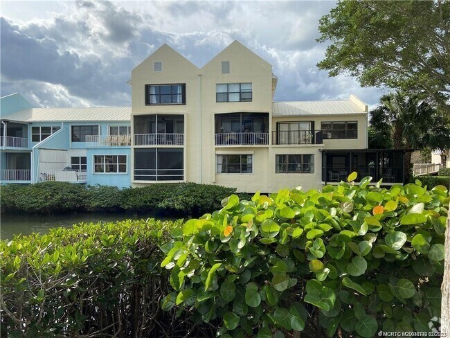 Building Photo - 3901 SE St Lucie Blvd Unit D-29 Rental