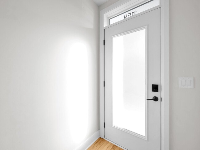 Photo - 1159 N 4th St