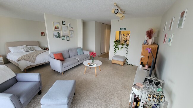 Photo - 10 E Ontario St Unit 3804