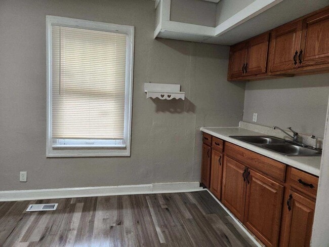 Photo - 608 N Dearborn St Unit 610 N Dearborn St