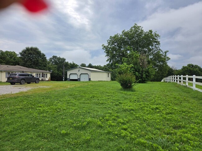 Photo - 441501 E 380 Rd House