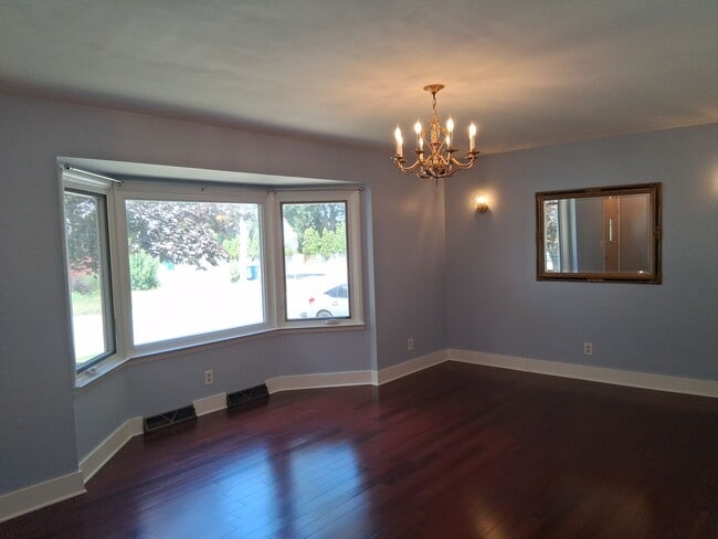 Photo - Charming 3 Bed 1.5 Bath Home!