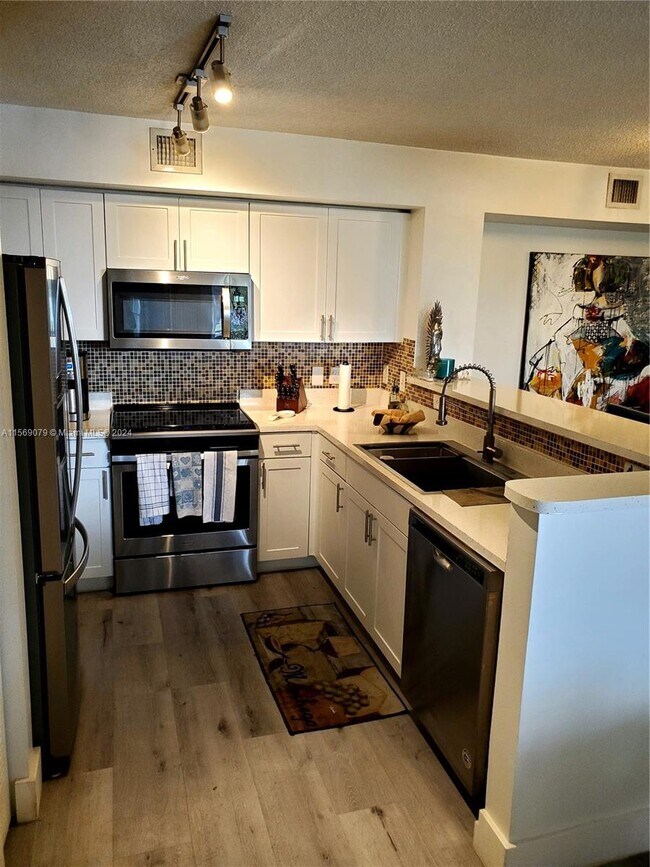 Photo - 4320 NW 107th Ave