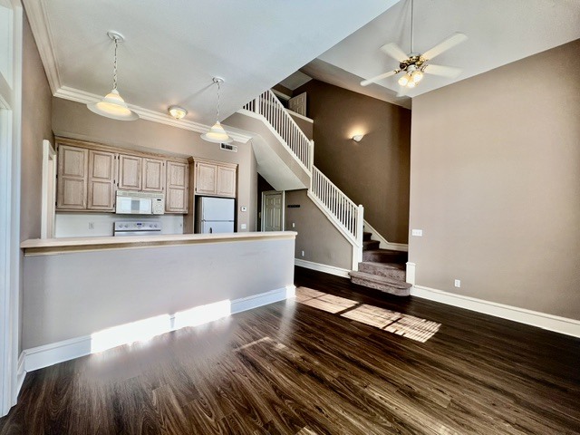 Photo - 340 Campbell Ave
