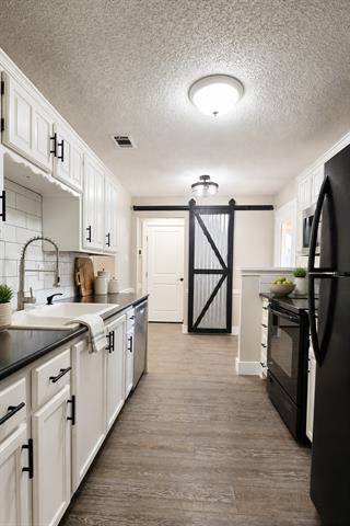 Photo - 7414 Ryan Rd