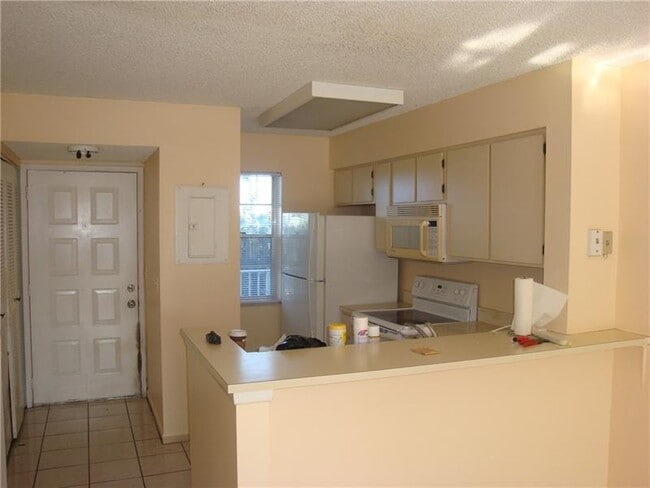 Photo - 2226 N Cypress Bend Dr Unit 307