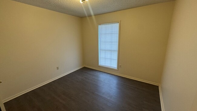Photo - 7013 Wesley Ct