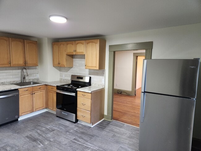 Photo - 4 Lawn Ave Unit 1L